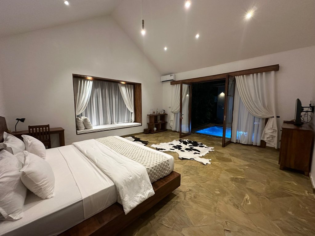 Luxury 2-Day Tarangire & Ngorongoro Safari.